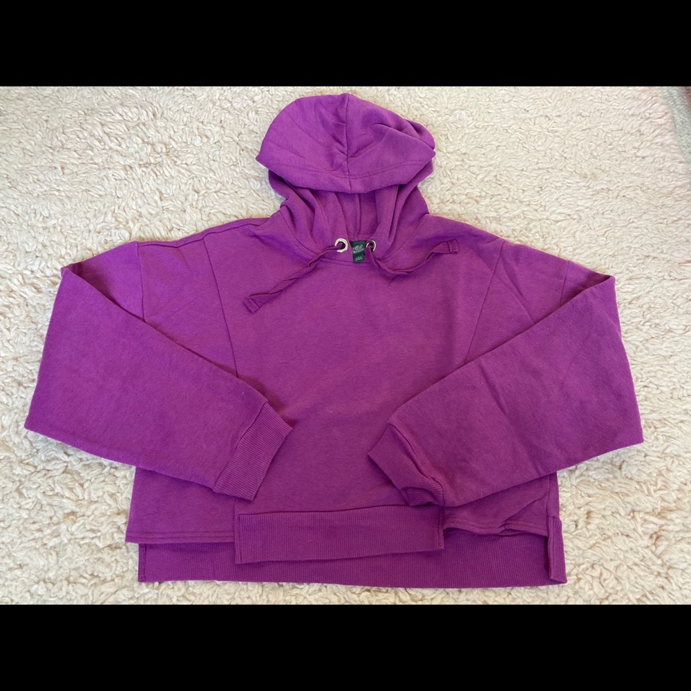 Cropped hoodie